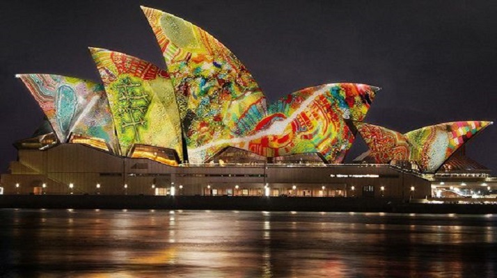 Vivid Sails (2022) Image: Destination NSW